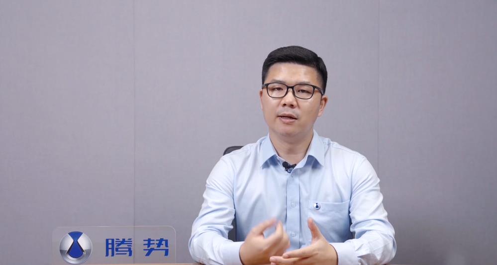 赵长江2.jpg